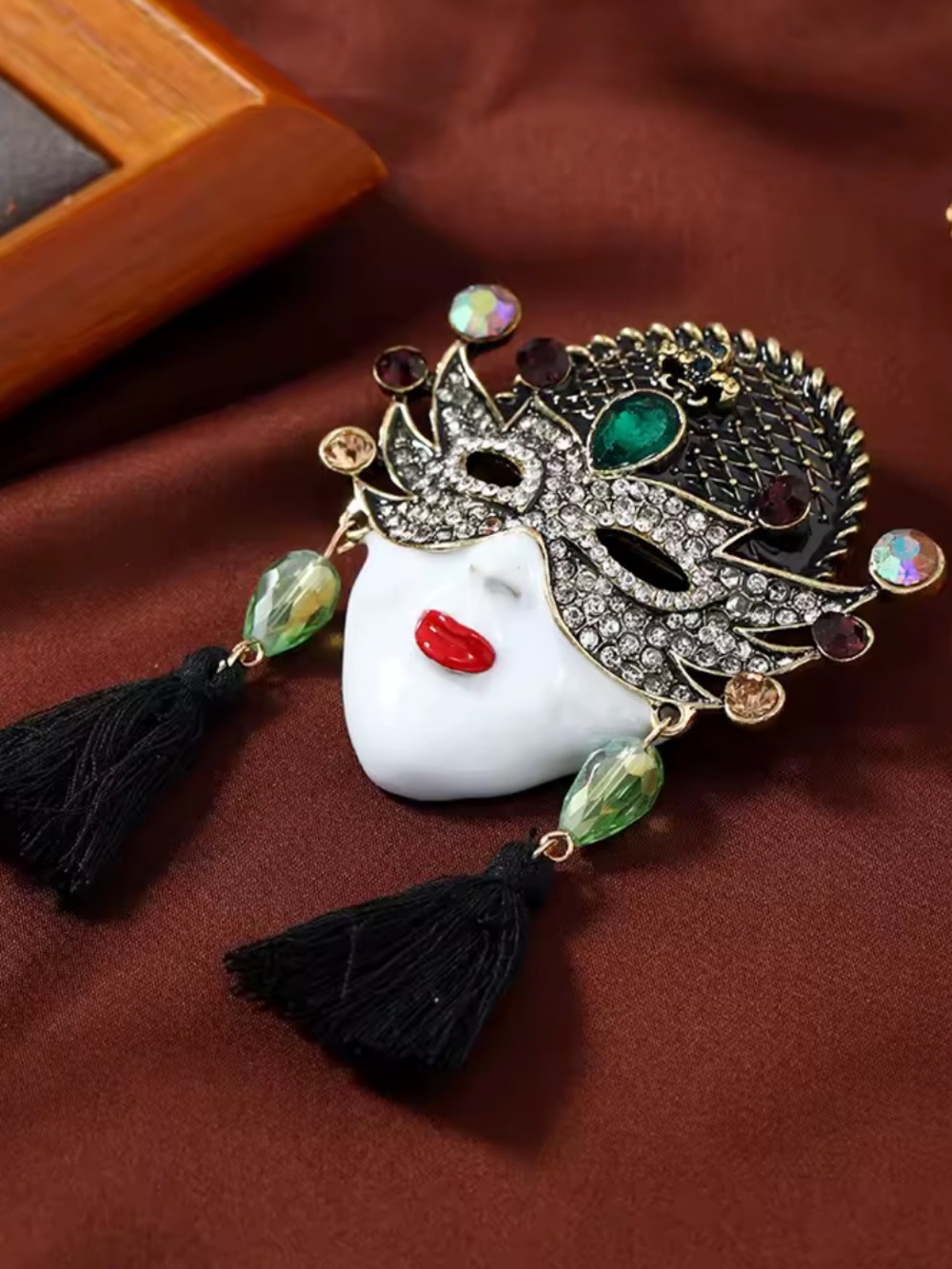 Anthropologie Crystal Masquerade Mask Brooch - Black, White & Green - Picture 5 of 9